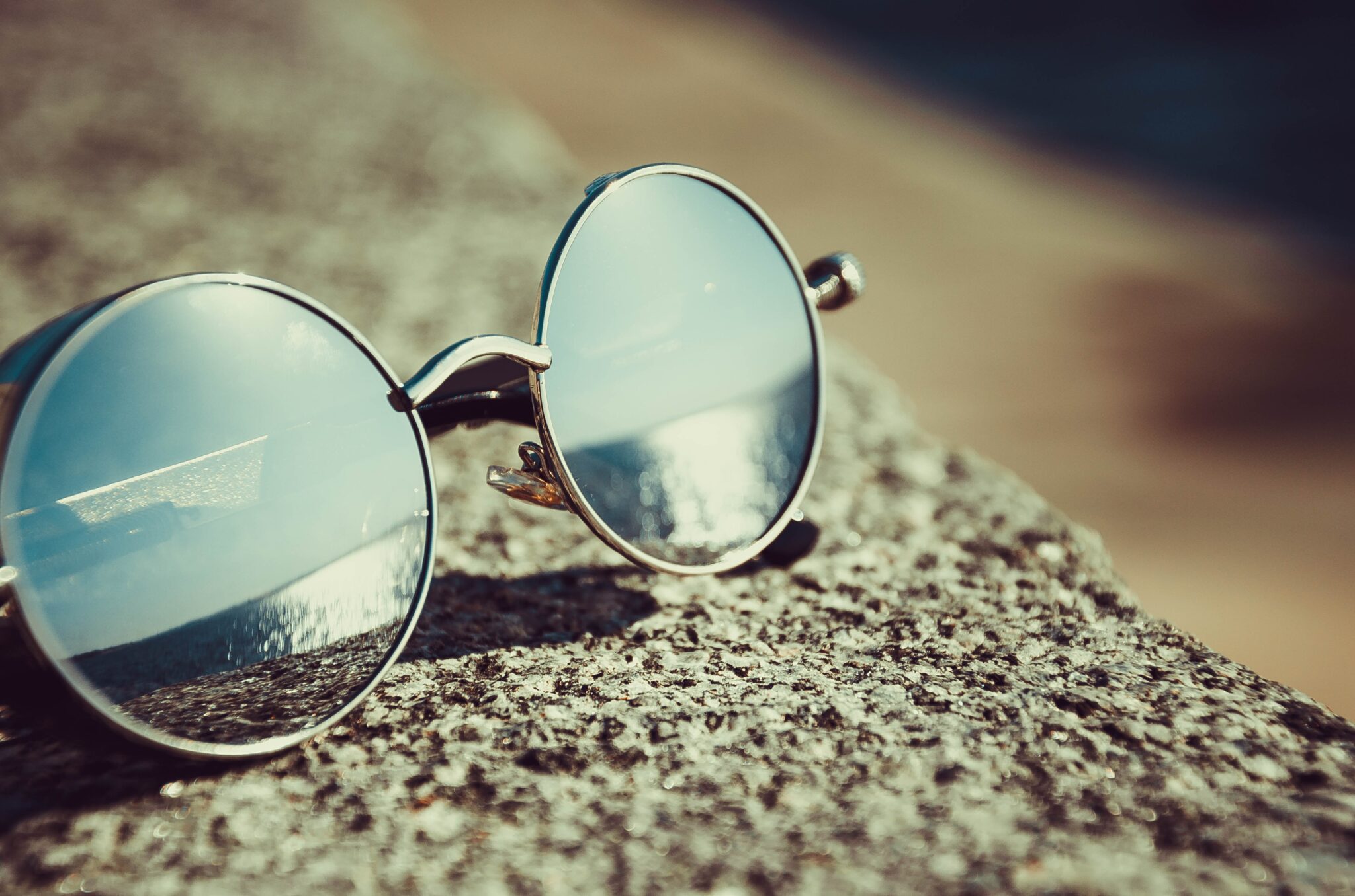 Modne okulary na plażę 2018